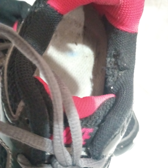 Shoes - Picture 4 of 4